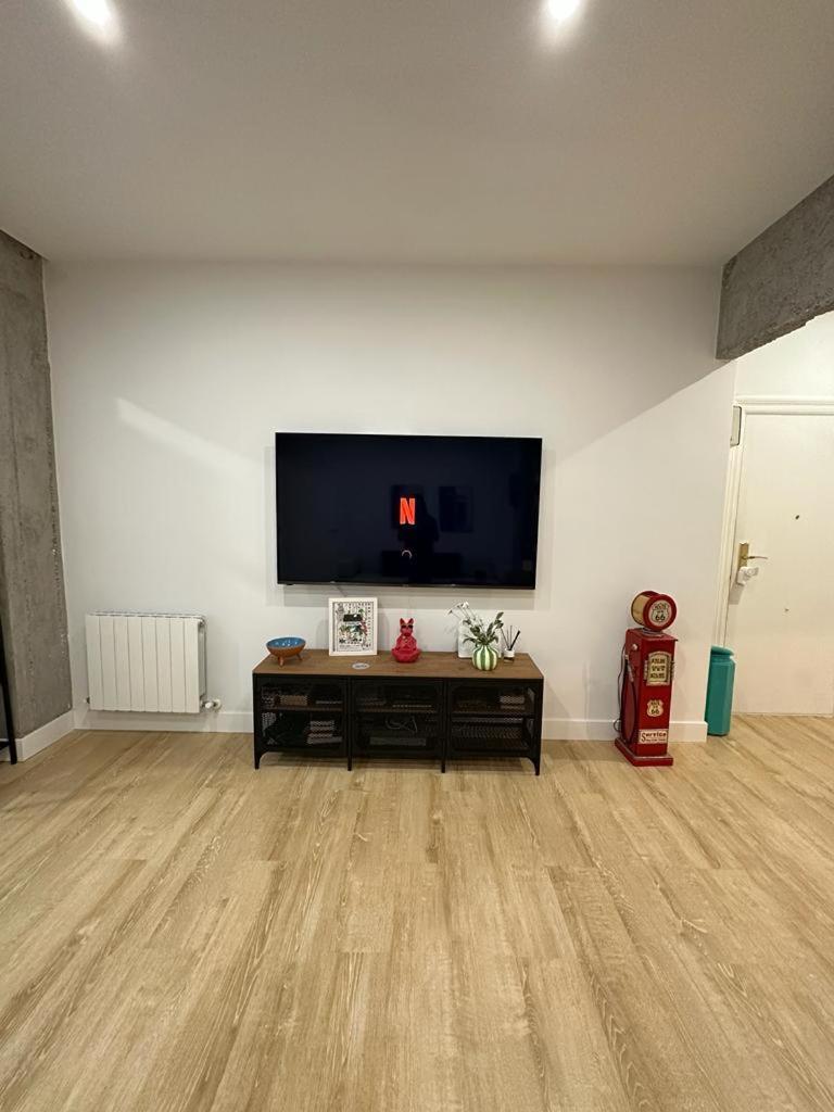 Alhondiga City Center By Sleep In Bilbao Luaran gambar